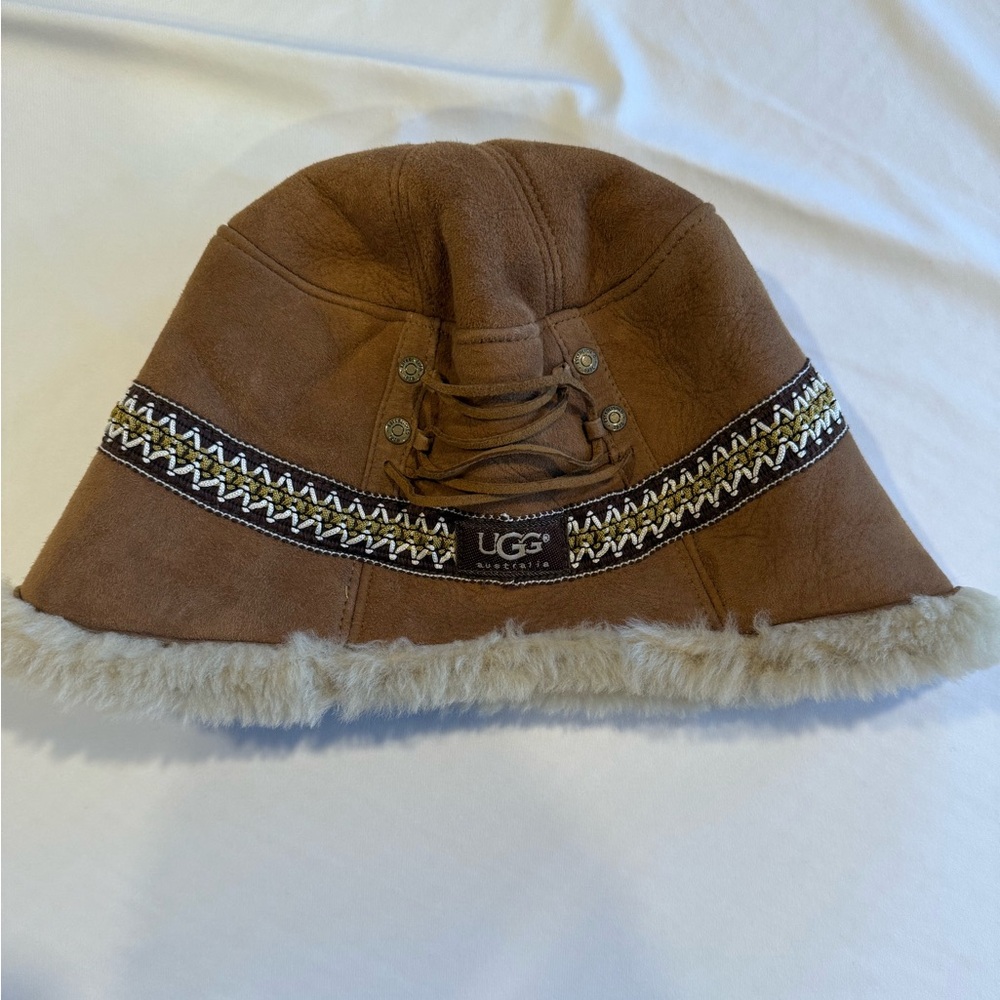 EUC Ugg Australia Chestnut Bucket Hat (2008 ish)